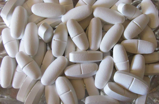 磷結合劑小講（二）：那些年，我們吃的鈣片